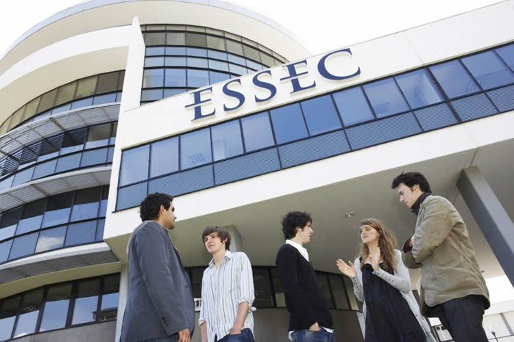 高等经济商业学院（ESSEC）